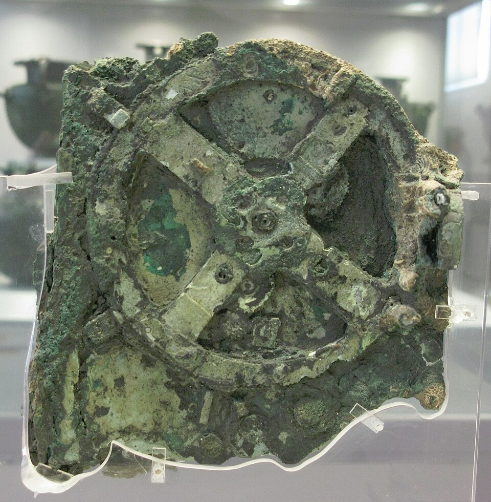 The Antikythera mechanism, National Archaeological Museum, Athens. Photo: Tilemahos Efthimiadis (CC BY 2.0), via Wikimedia Commons